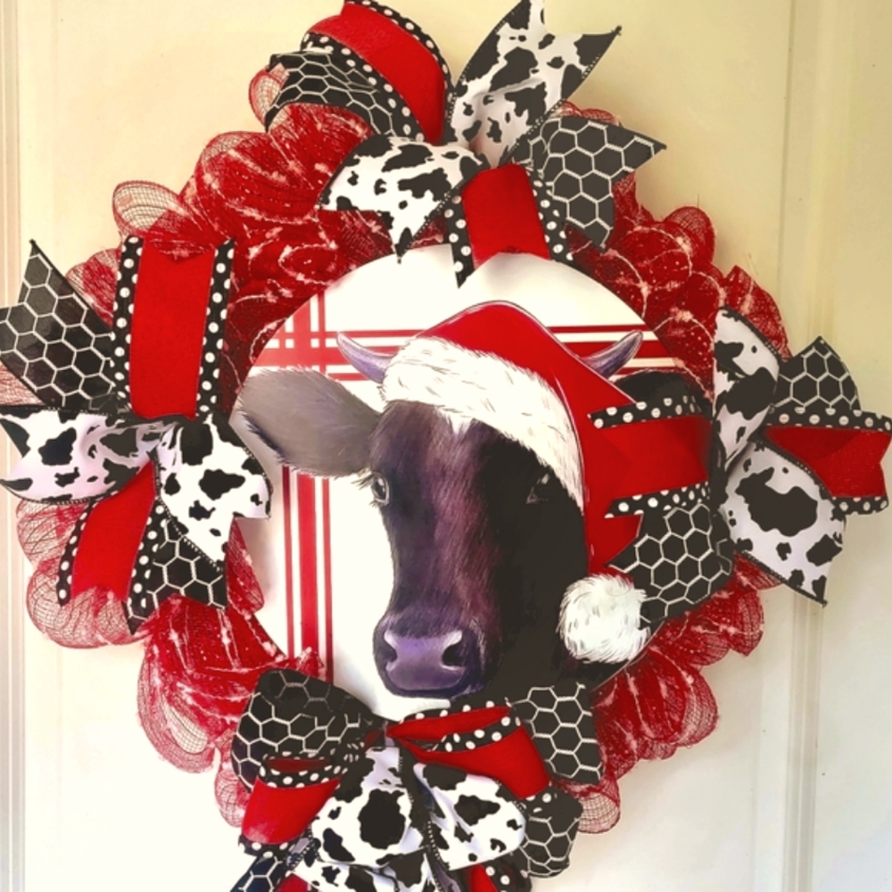 Christmas Cow Wreath Deco Mesh Farmhouse Country 4H